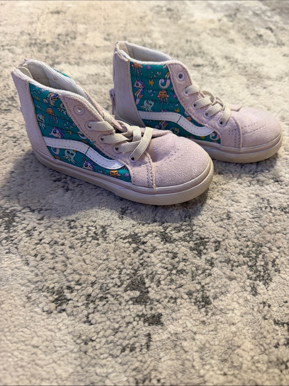 Vans Kids High-Top Sneakers in Light Pink with Teal Unicorn Panels